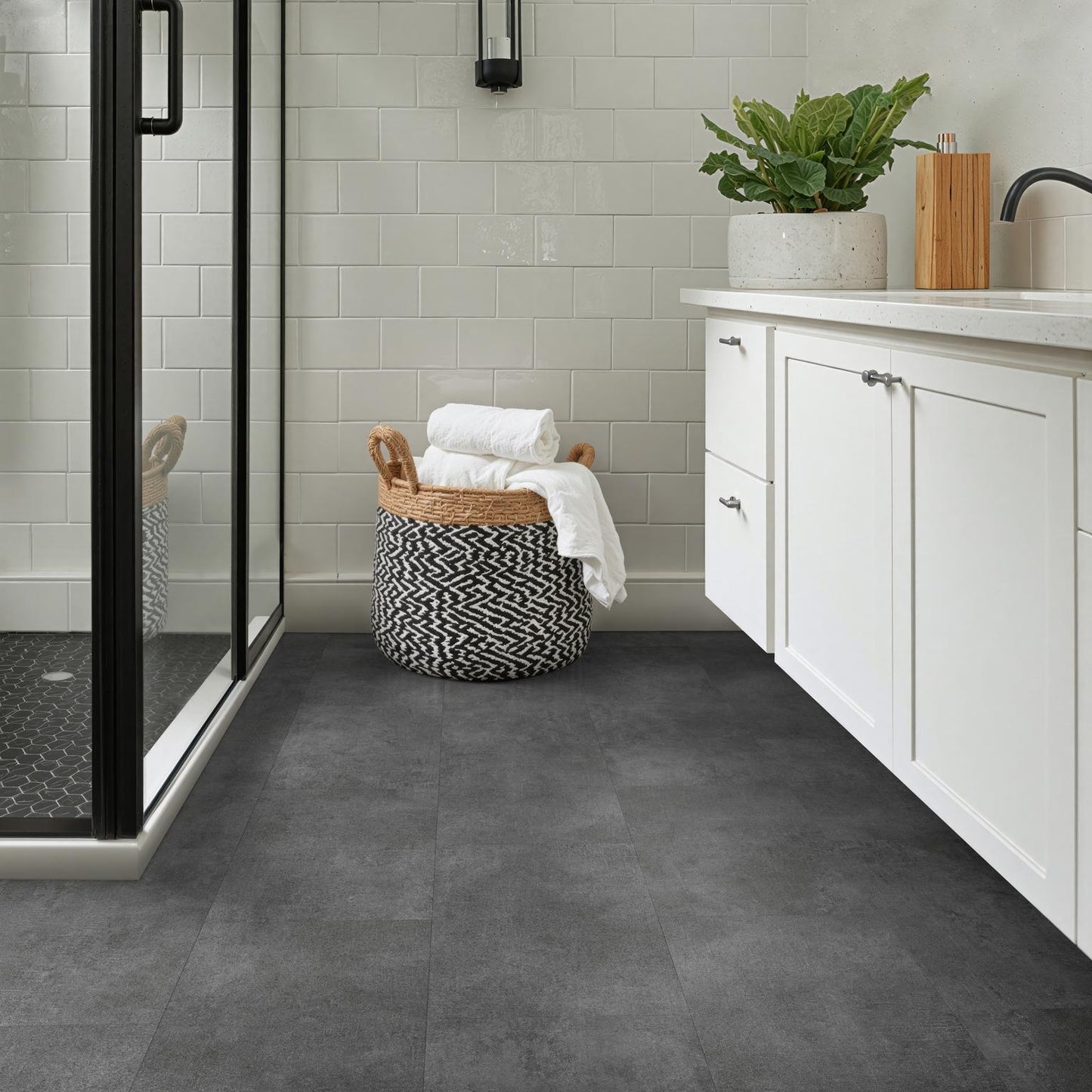 Onyx Tile